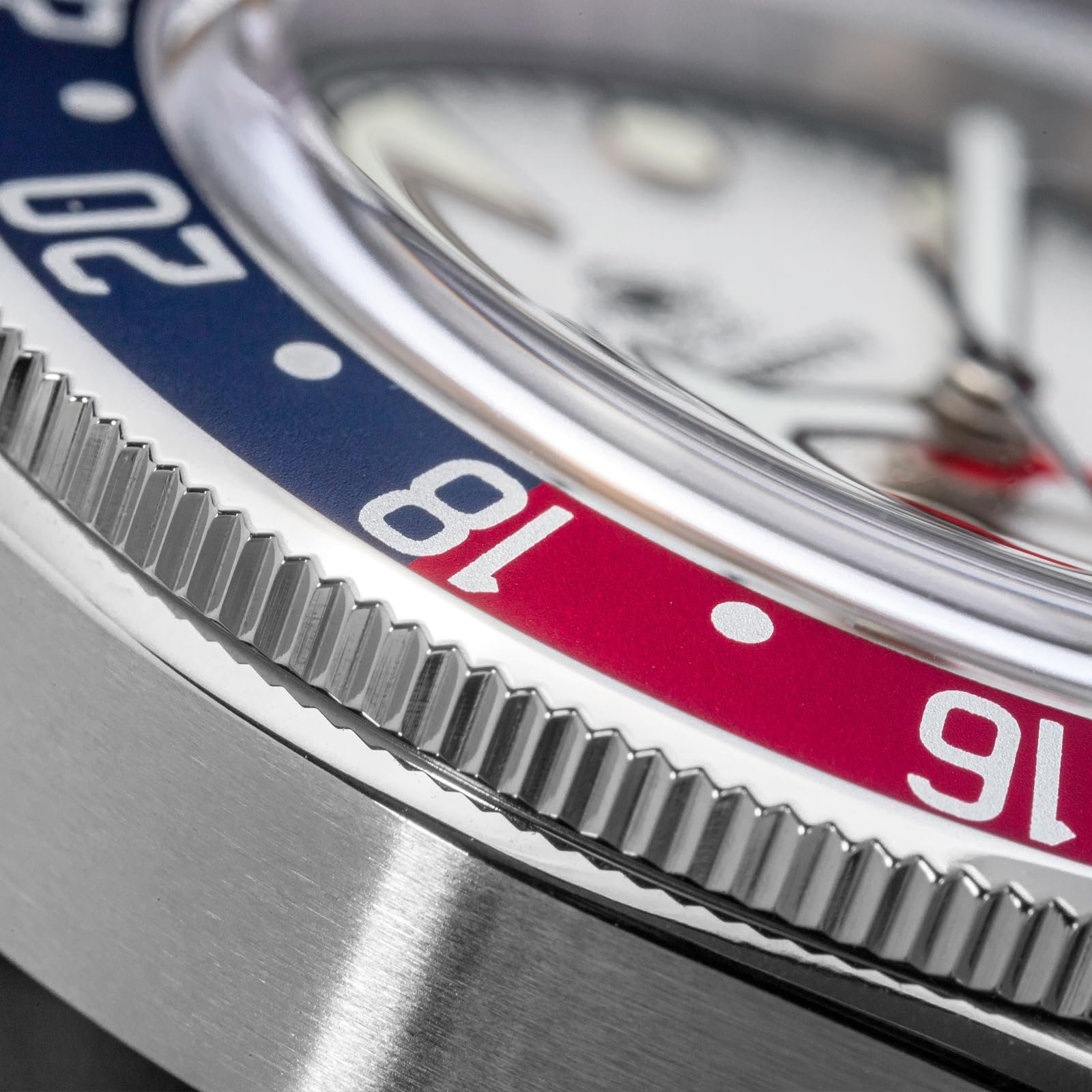 Чоловічий годинник ADDIESDIVE GMT Swiss Quartz Diver 200M Waterproof багатокольоровий світний циферблат білий класичний, фото №4