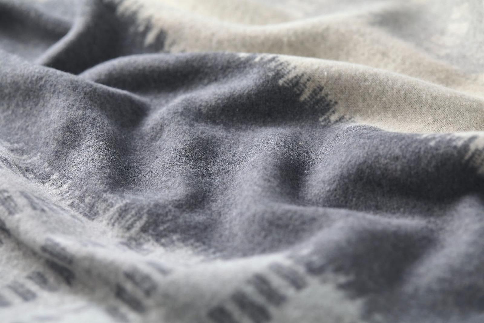 Легка Покривало David Fussenegger Bohomuster 140 x 200 см, м'яка фланелева Покривало з переробленої бавовни, колір антрацит, фото №3