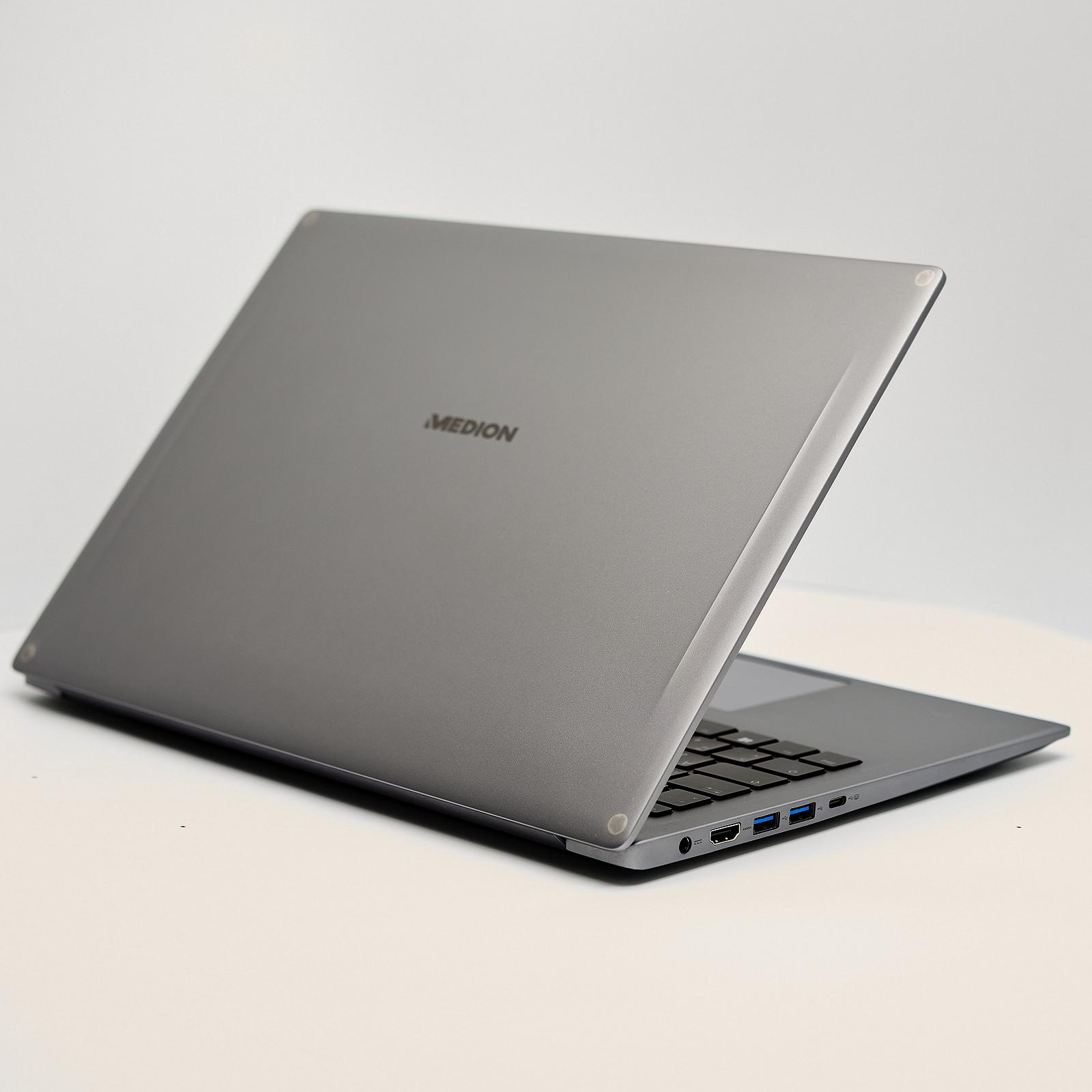 Ноутбук 15.6'' Medion (Lenovo Group) Akoya P15647 | IPS (1920x1080) FullHD | Intel Core i5-10210U | RAM 16 ГБ | SSD 256 ГБ |  Nvidia GeForce | Intel UHD Graphics | Підсвітка клавіатури |  Металевий корпус | Win11 (5088), фото №5