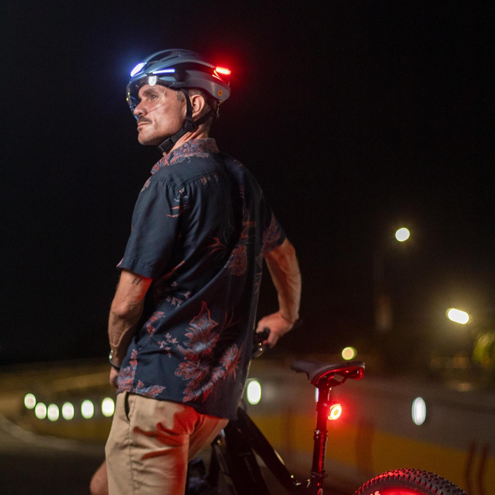Шолом Lumos Ultra E-Bike Smart з передніми та задніми LED-ліхтарями, висувним щитком, керуванням через додаток для дорослих, фото №7