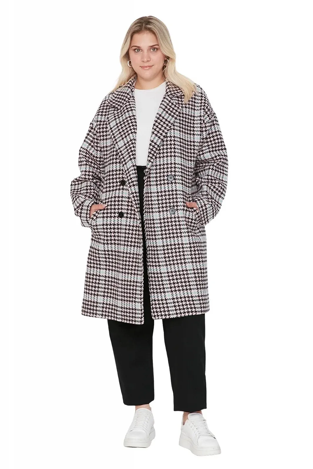 Пальто TRENDYOL Женское прямого кроя с длинными рукавами Plus Size Coat A-line Coat, фото №1 Пальто TRENDYOL Женское прямого кроя с длинными рукавами Plus Size Coat A-line Coat, фото №1