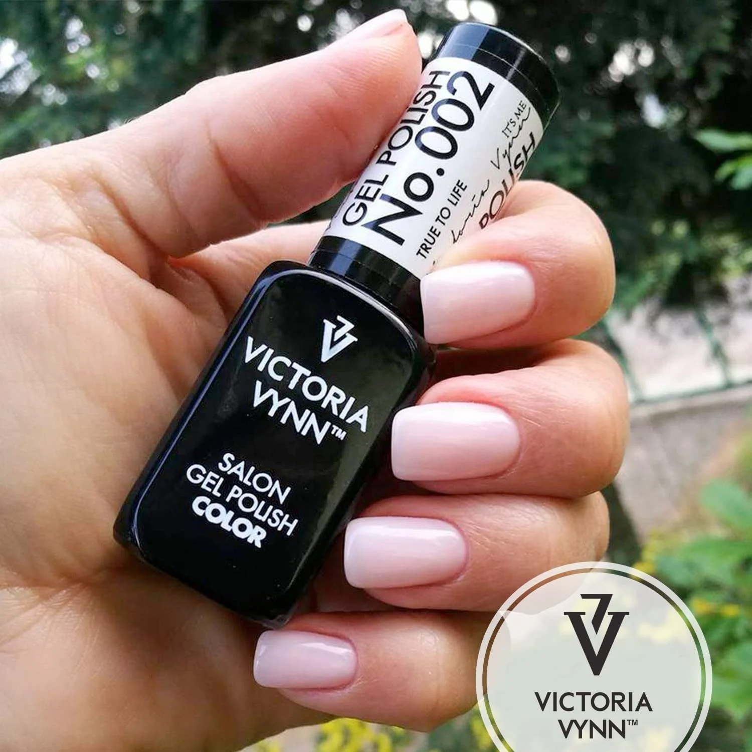 Гель-лак Victoria Vynn No. 002 True To Life, фото №2 Гель-лак Victoria Vynn No. 002 True To Life, фото №2