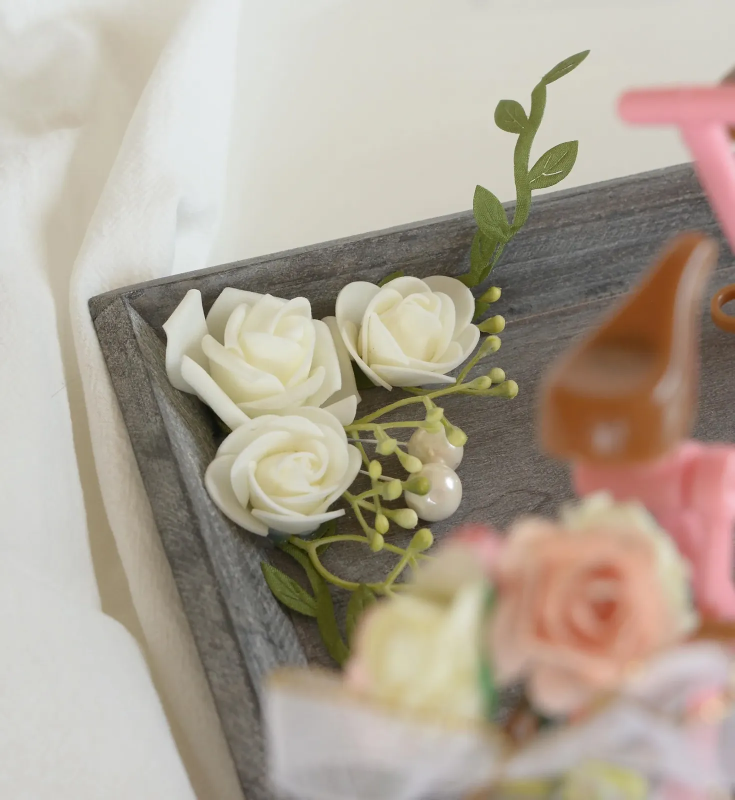 Декоративна таця Дерев'яна з білими трояндами та тандемним велосипедом, фото №4 Декоративна таця Дерев'яна з білими трояндами та тандемним велосипедом, фото №4