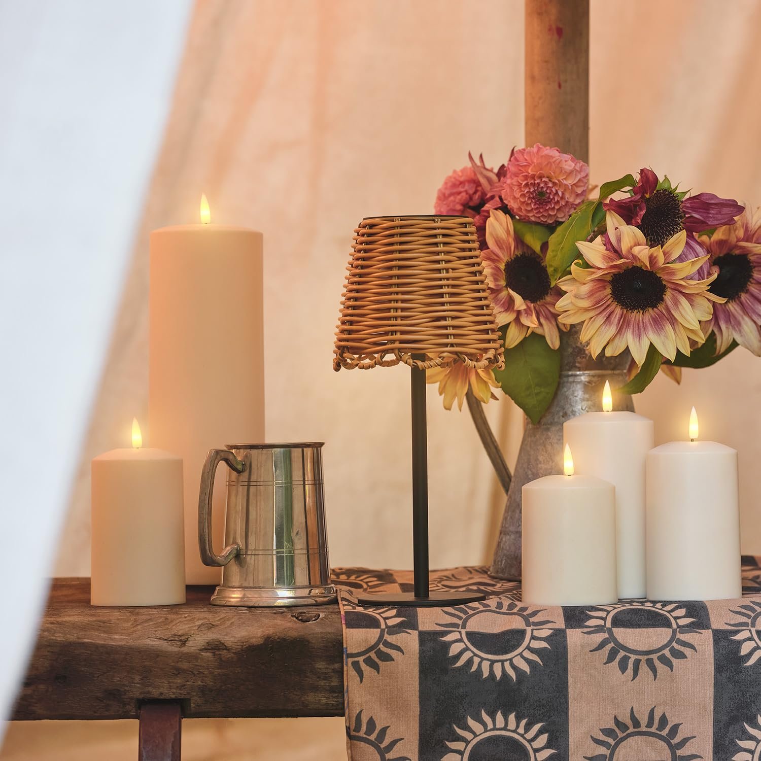 Настільна лампа Lights4fun Curve плетена LED сонячна енергія 28 см, фото №5