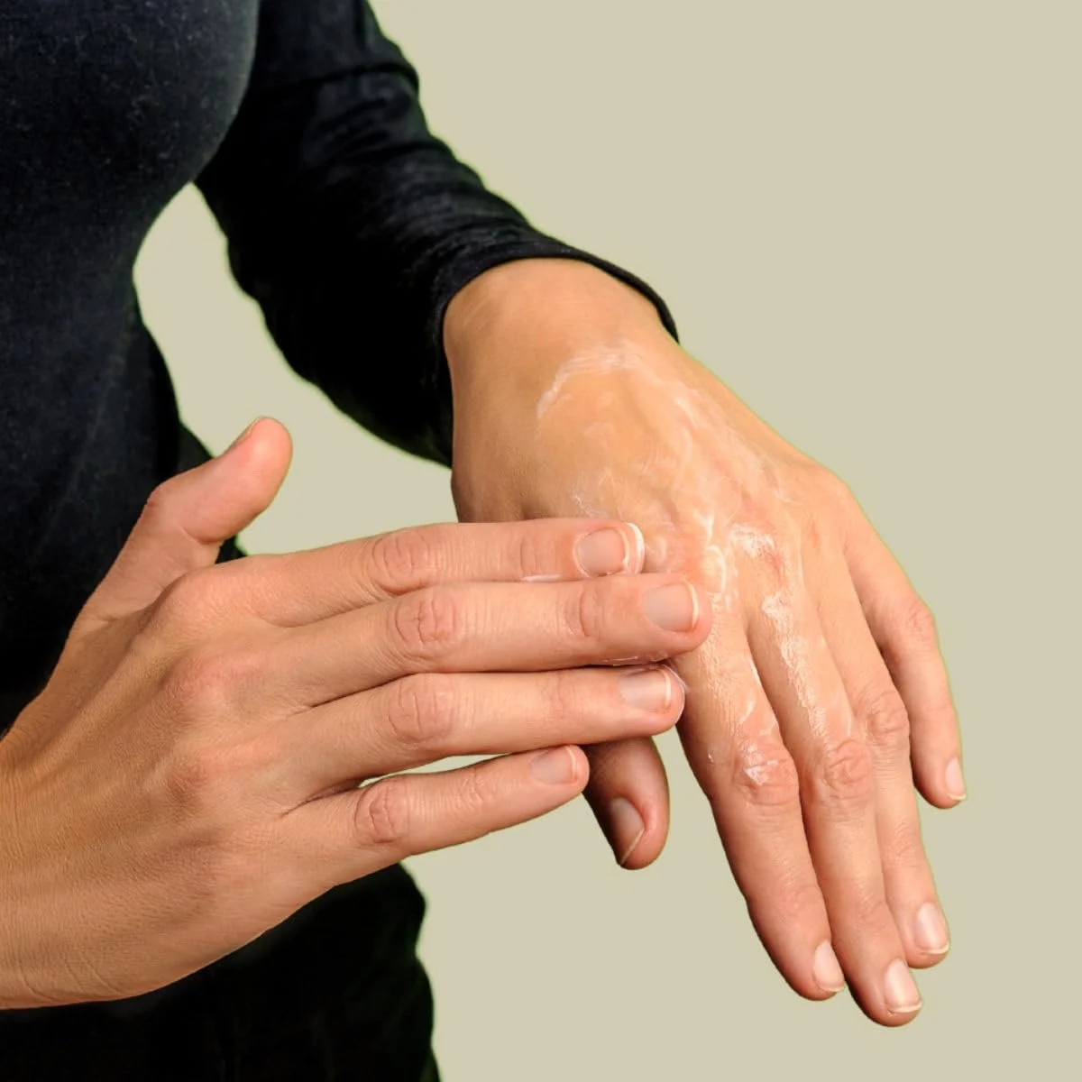 Крем для рук та ніг Organic з оливковою олією та маслом ши, зволожуючий, живильний та відновлюючий, 100 мл, фото №7