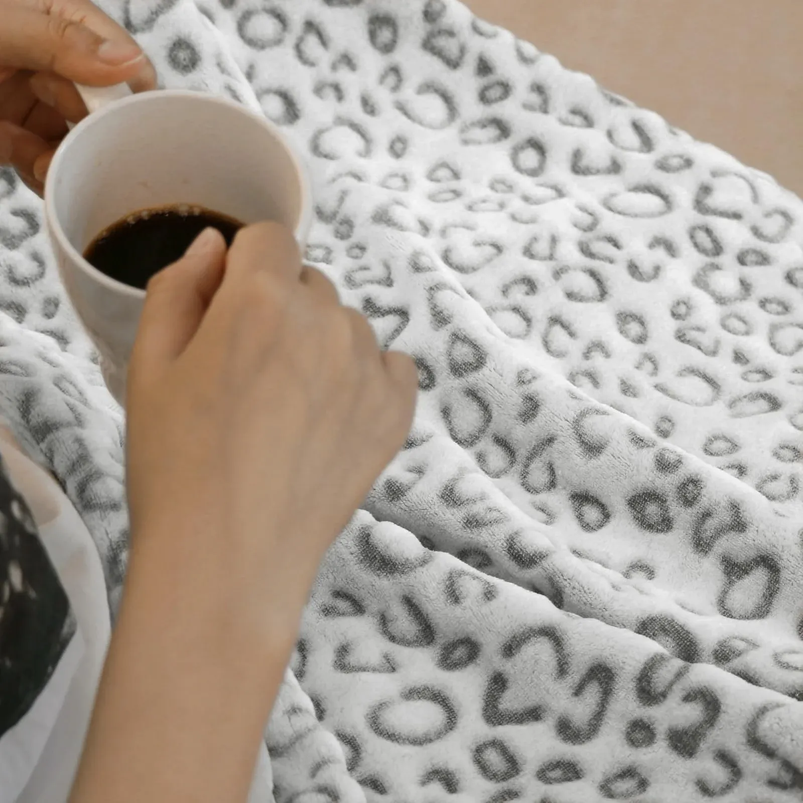 Одеяло FY Fibre House Фланель Флис Леопард Серый, 130 x 150 см, фото №6