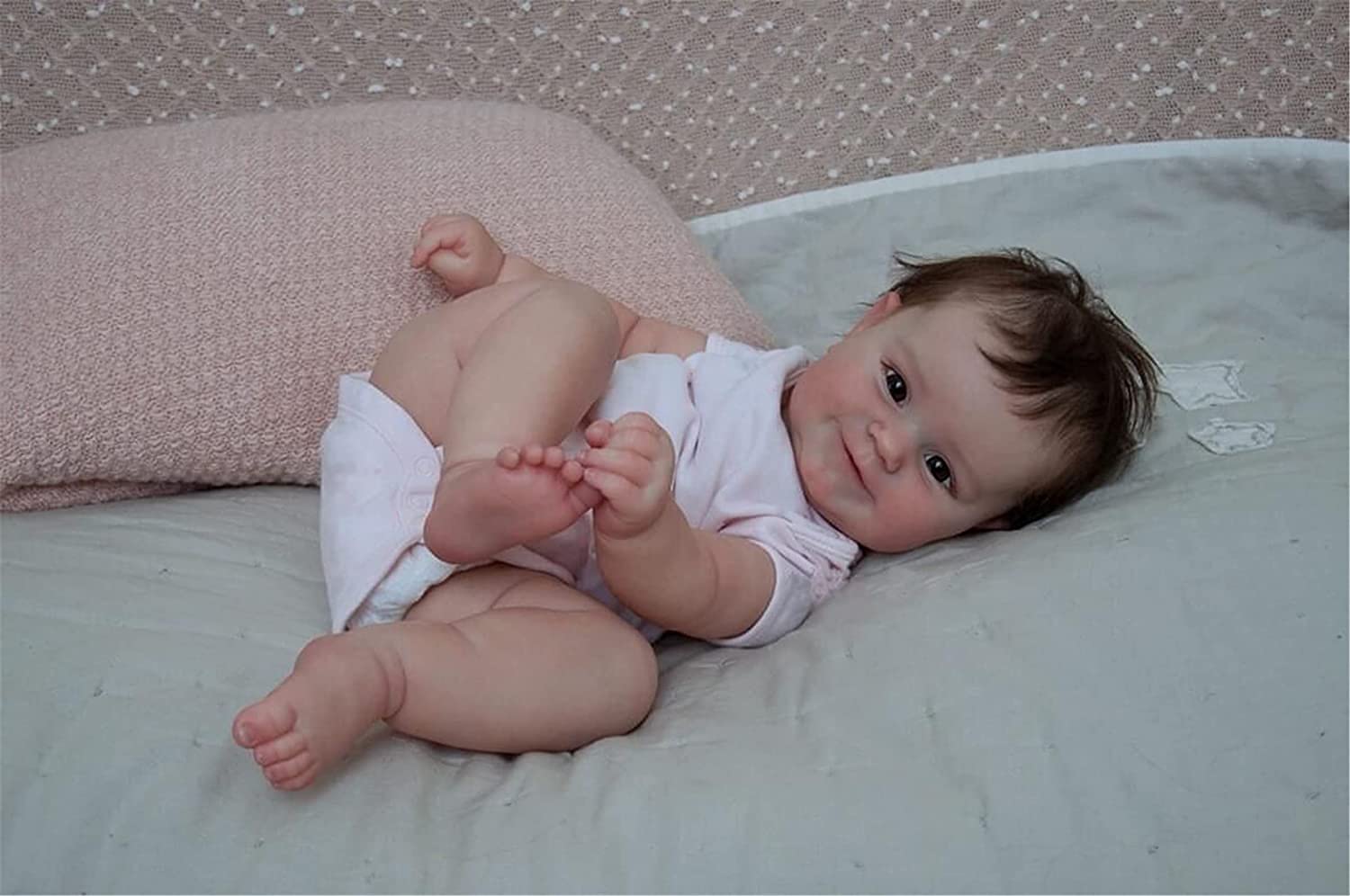 Лялька Bebe Reborn Maddie 50 см Новонароджена дівчинка М'який дотик з ручним волосям Висока якість Ручна робота, фото №6