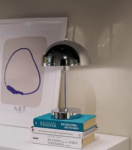 Настільна лампа mokebo The Lighthouse Mushroom Lamp LED акумуляторна USB-C Chrome synthetic.ua - Фото 1