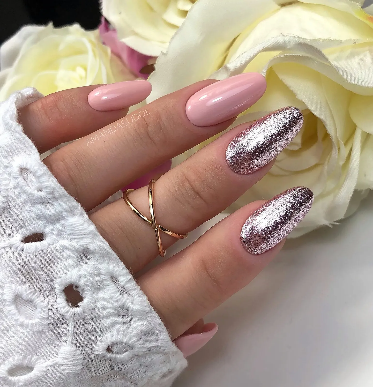 Гель-лак Semilac Hybrid 575 Bridesmaid Like You 7 мл Kollektion WeddiNails, фото №4 Гель-лак Semilac Hybrid 575 Bridesmaid Like You 7 мл Kollektion WeddiNails, фото №4