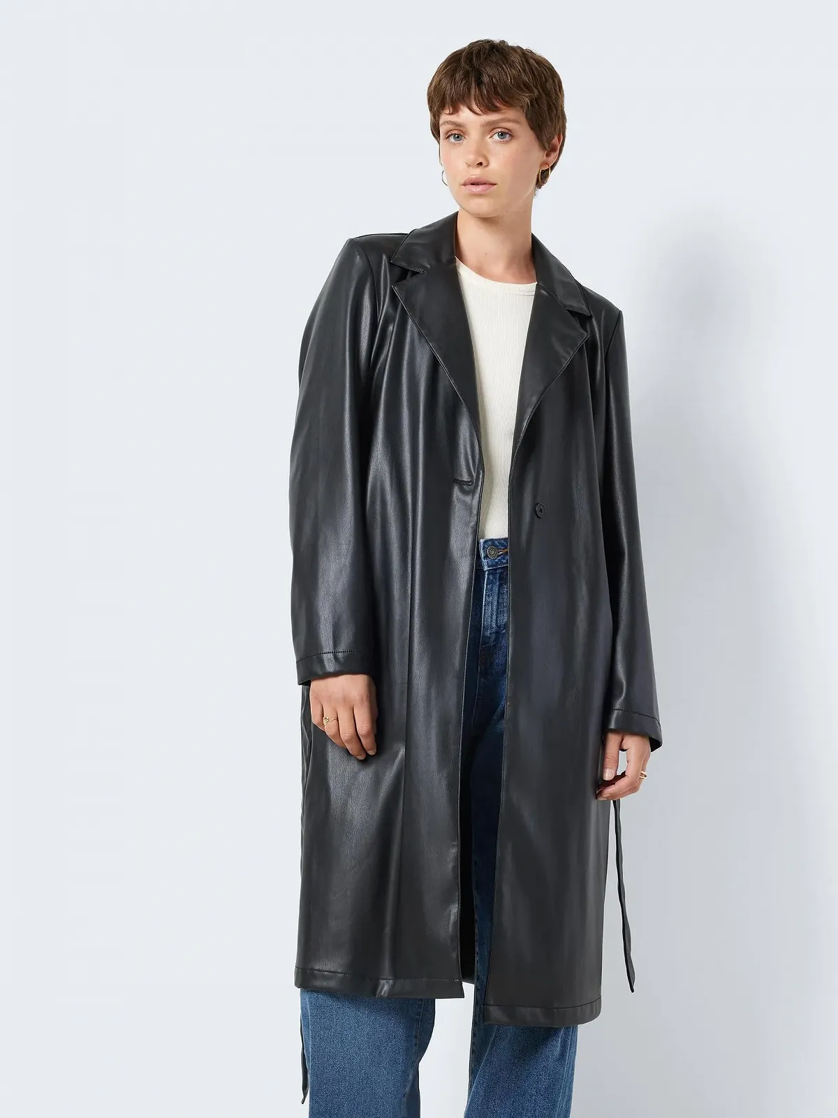 Пальто Noisy may NMCORA из искусственной кожи, с длинными рукавами, поясом на талии, фото №2 Пальто Noisy may NMCORA из искусственной кожи, с длинными рукавами, поясом на талии, фото №2