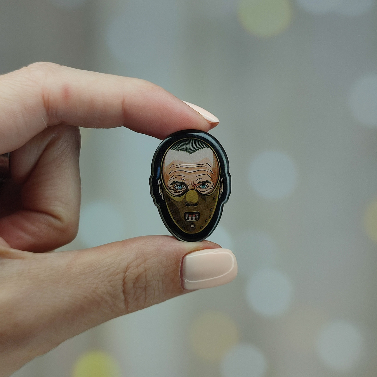 Металлический значок пин Ганнибал Лектер Молчание ягнят, фото №1 Металлический значок пин Ганнибал Лектер Молчание ягнят, фото №1