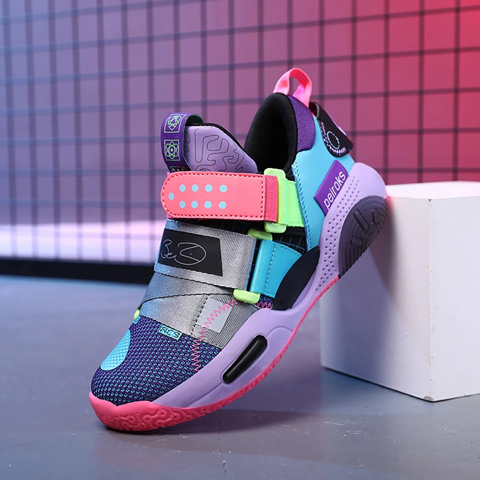 Детские баскетбольные кроссовки для мальчиков Спортивные кроссовки для детей Беговые кроссовки с застежкой, фото №5 Детские баскетбольные кроссовки для мальчиков Спортивные кроссовки для детей Беговые кроссовки с застежкой, фото №5