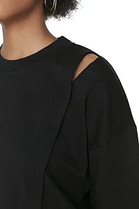 Женский свитшот TRENDYOL с круглым вырезом, однотонный, асимметричный synthetic.ua - Фото 1