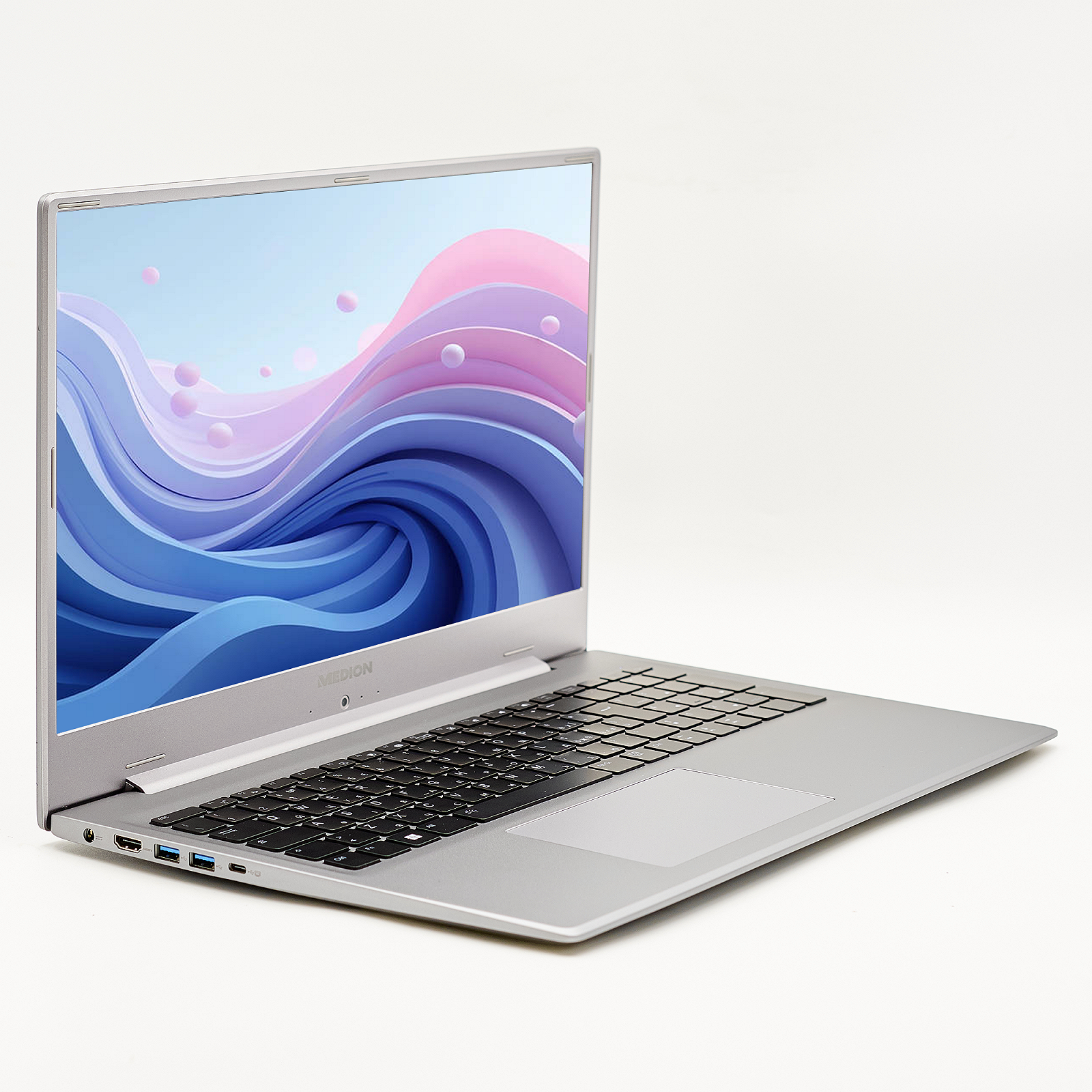 Игровой ноутбук 17.3" Medion Akoya P17609 Intel Core i7-1165G7 ОЗУ 16 ГБ SSD 1 ТБ + HDD 1 ТБ Nvidia GeForce Win10, фото №3