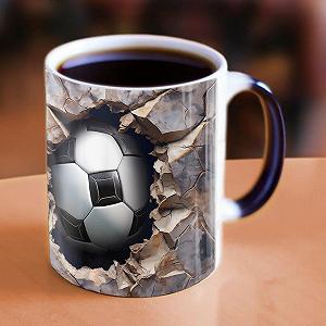 Кружка Футбольная с термо-эффектом, кружка для кофе с футбольной тематикой, керамическая кружка для яичного ликера с горячим напитком synthetic.ua - Фото 1