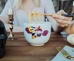 Набор посуды для ремня Керамическая чаша Silver Buffalo Sanrio Hello Kitty Witch с деревянными палочками synthetic.ua - Фото 1