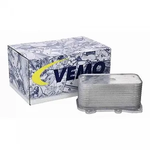 Масляный радиатор двигателя VEMO V30-60-0042 Green Mobility Parts для MERCEDES-BENZ synthetic.ua - Фото 1