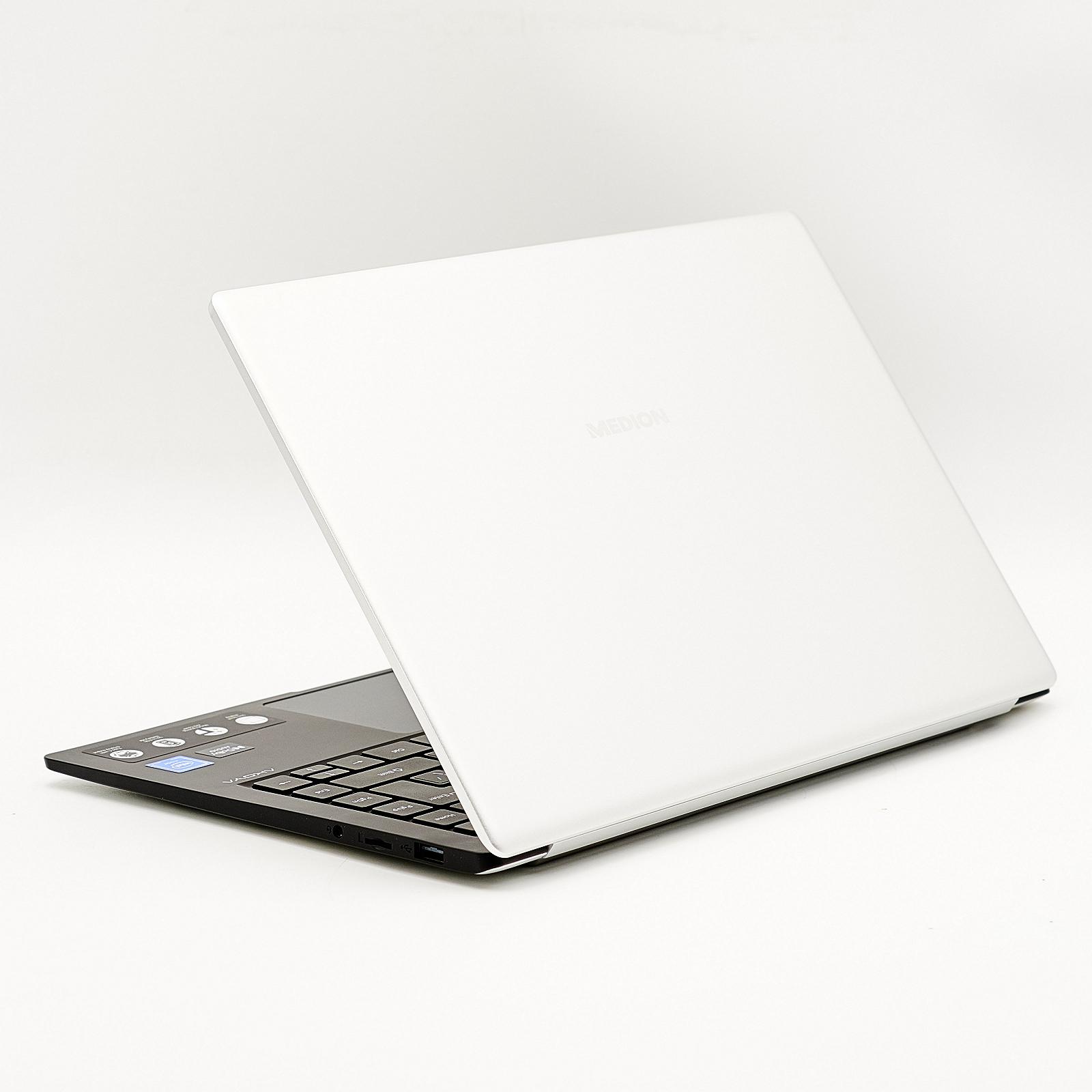 Ноутбук Medion Akoya E4251 14" RAM 4 ГБ SSD 128 ГБ + eMMC 64 ГБ FullHD IPS Ультрабук Металл Б/У Win10, фото №1