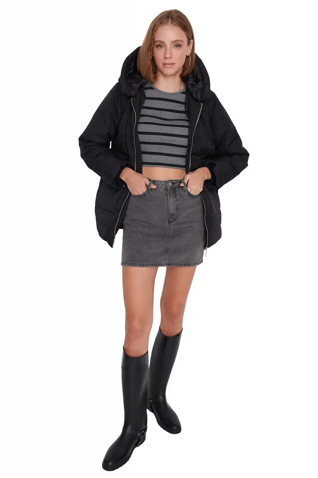 Куртка TRENDYOL Пуховая Однотонная Зимняя, фото №3 Куртка TRENDYOL Пуховая Однотонная Зимняя, фото №3