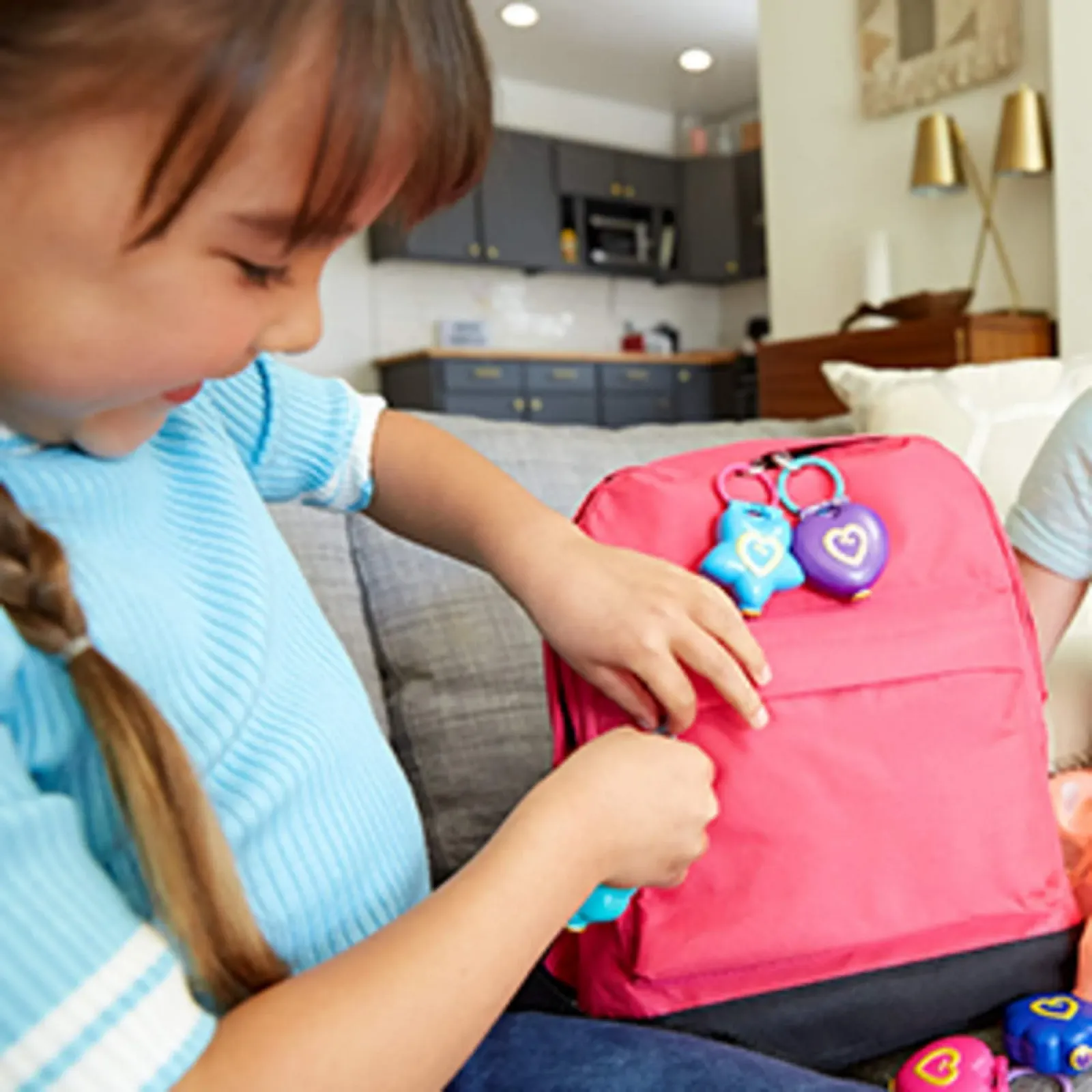 Набір для гри Polly Pocket FRY33 Tiny Pocket Places Aquarium Compact Play Set багатоколірний, фото №2 Набір для гри Polly Pocket FRY33 Tiny Pocket Places Aquarium Compact Play Set багатоколірний, фото №2