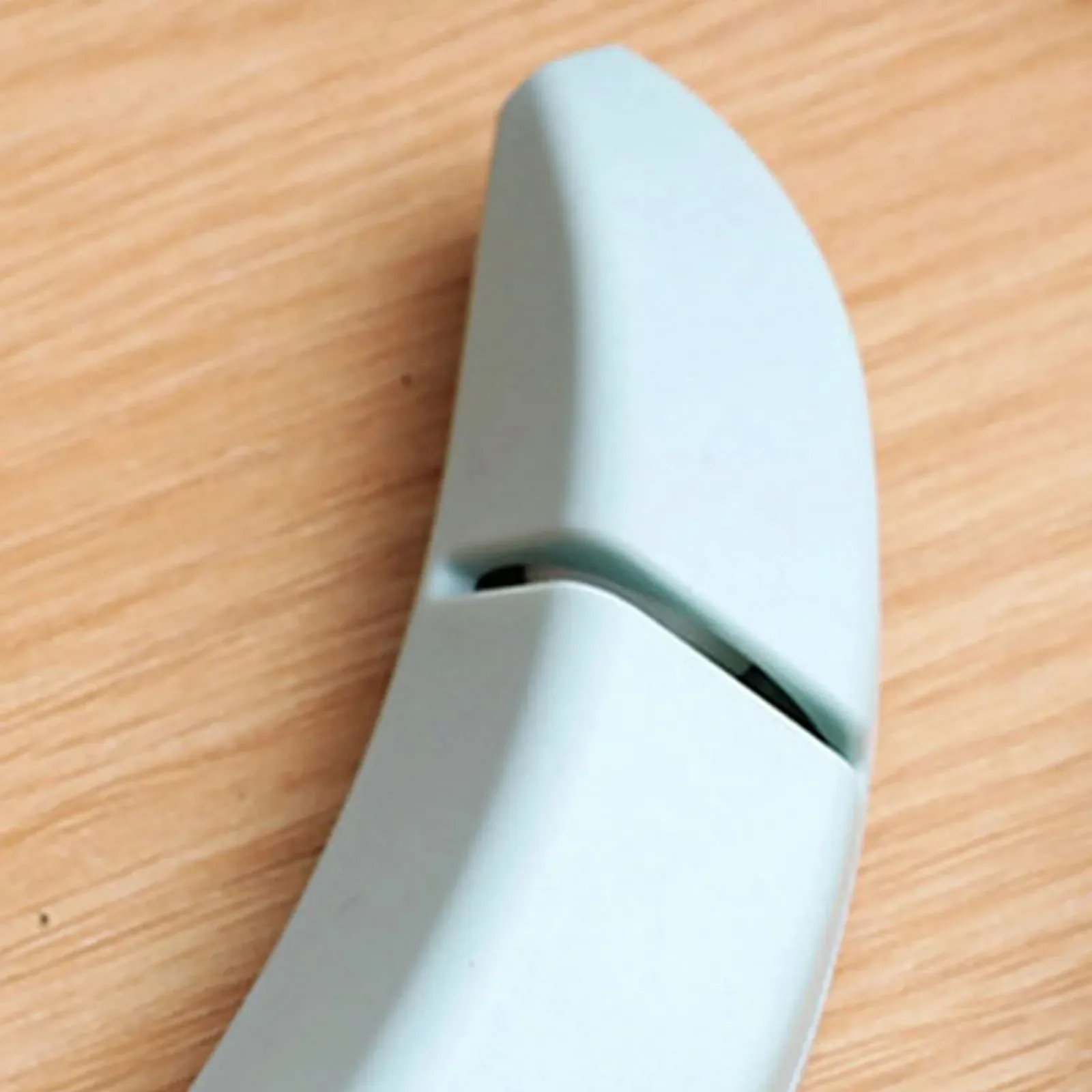 Точилка для ножів Yinhing Standard ручна портативна 2 слоти дизайн Банан, фото №5