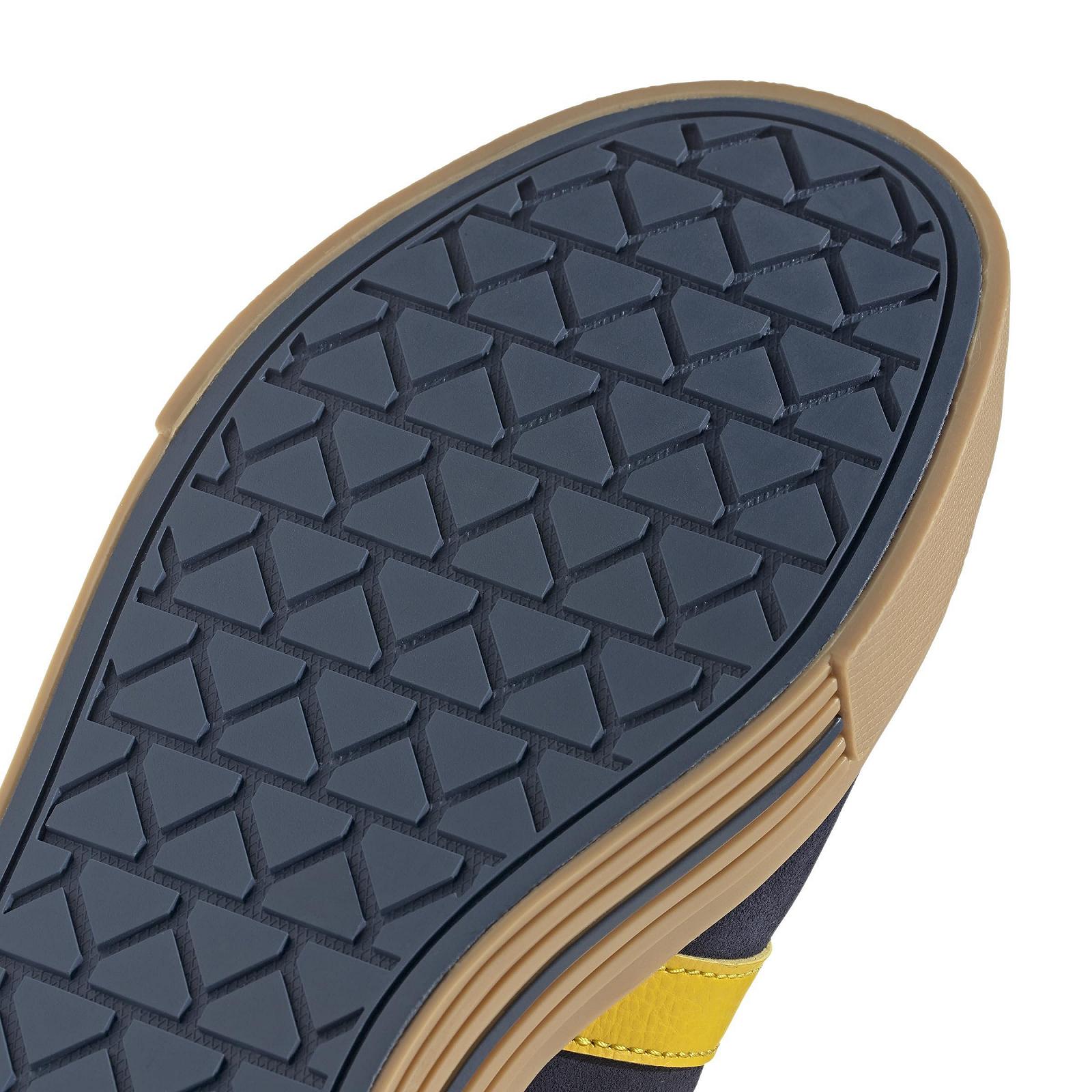 Кросівки Adidas Daily 4.0 Unisex Non Football Low, фото №4 Кросівки Adidas Daily 4.0 Unisex Non Football Low, фото №4