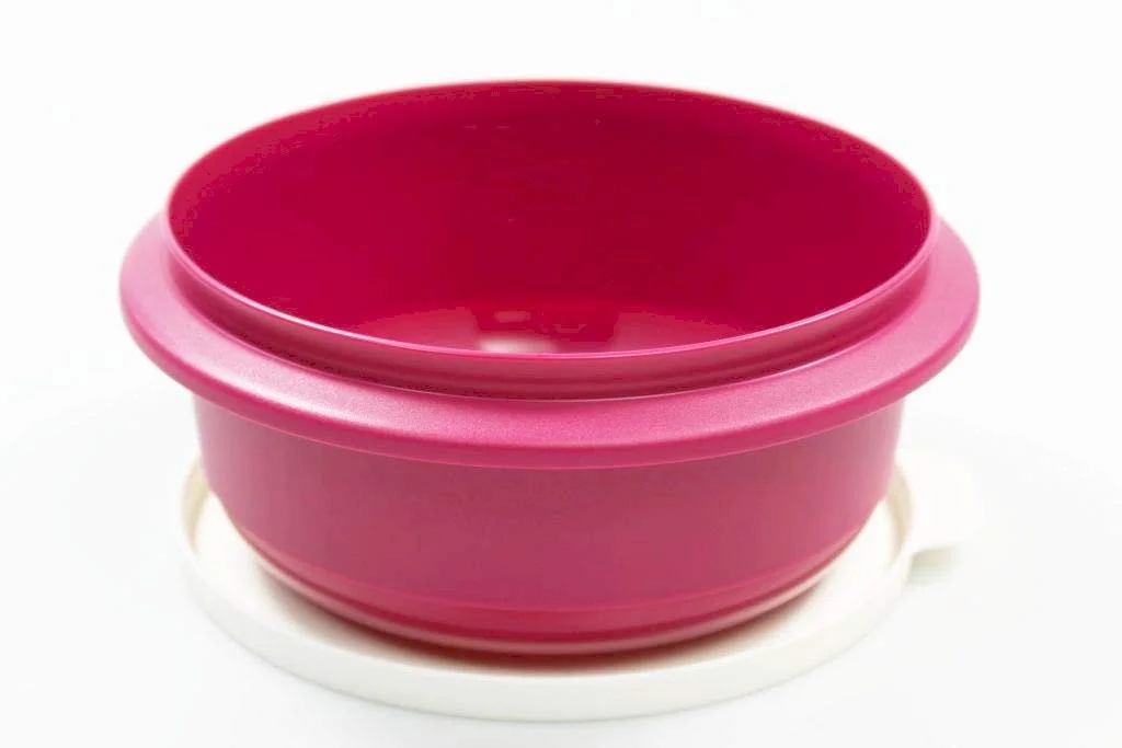 Миска для смешивания Tupperware Pro 1.0 л Dark Pink, фото №3 Миска для смешивания Tupperware Pro 1.0 л Dark Pink, фото №3