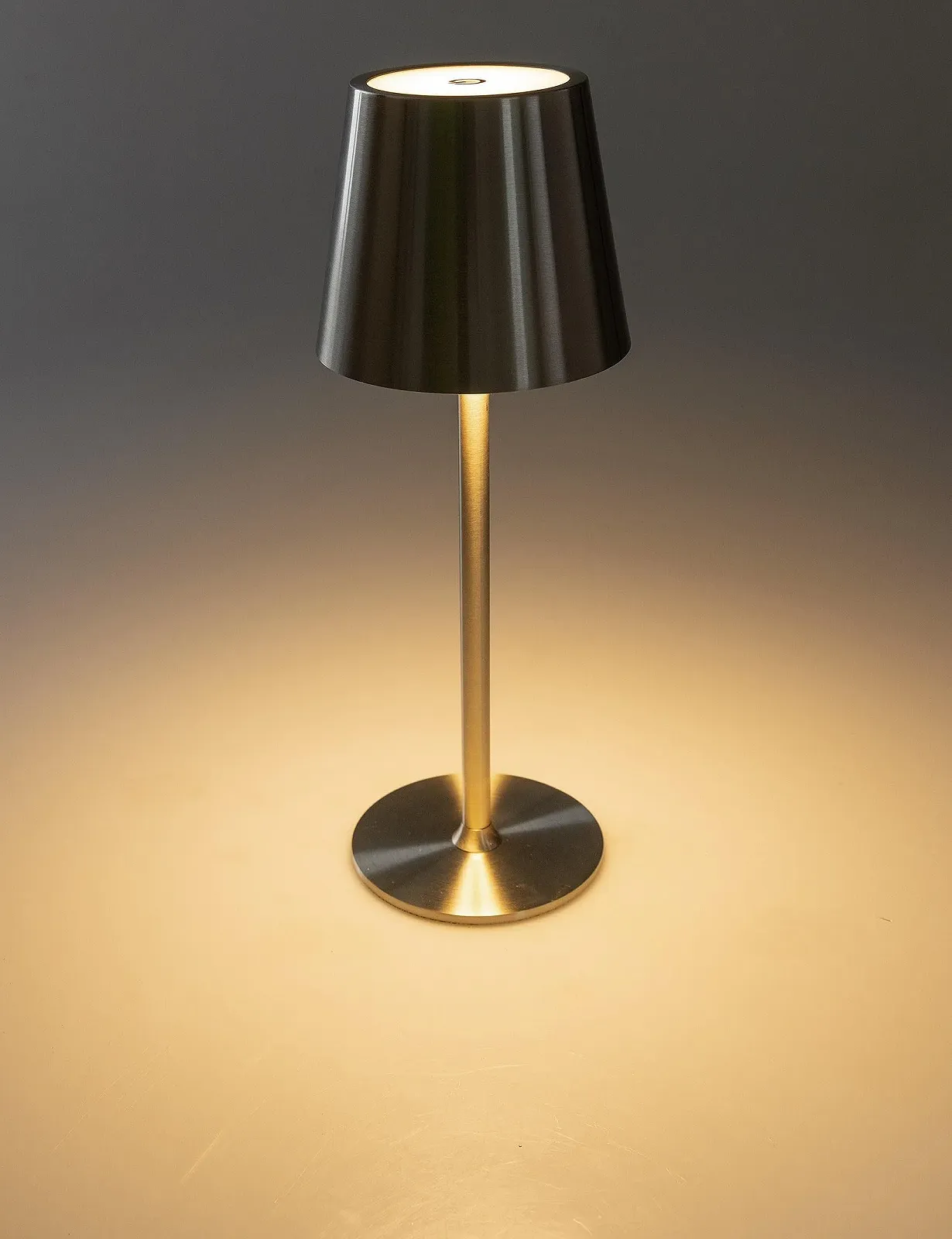 Настольная лампа ChiliTec 30 см Аккумуляторная LED IP44 Теплая белая Серебристая, фото №5