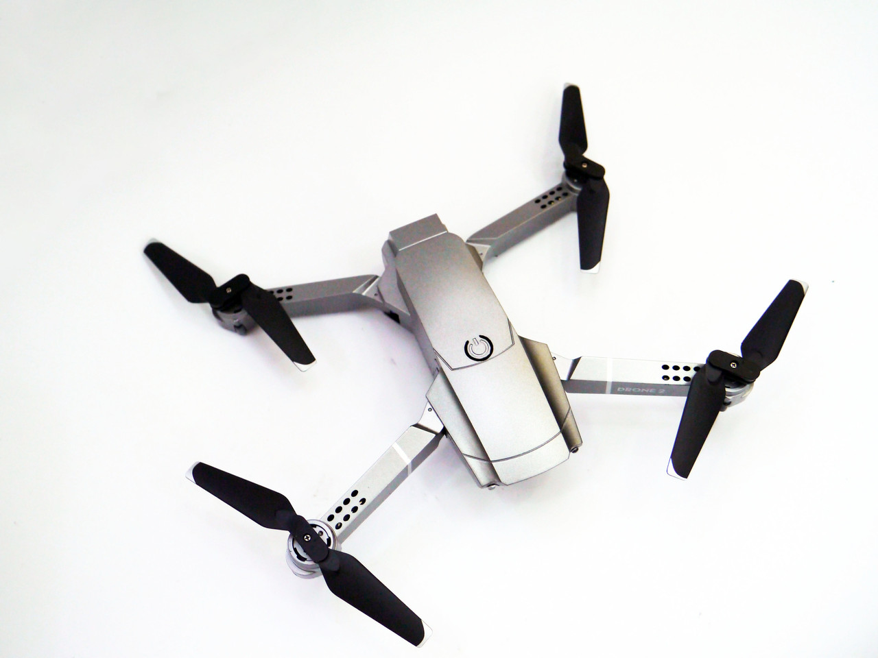 Квадрокоптер складывающийся RIAS E68 c WiFi камерой Black 4 00302, фото №8 Квадрокоптер складывающийся RIAS E68 c WiFi камерой Black 4 00302, фото №8