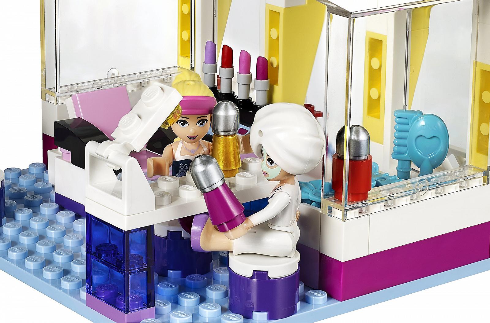 Игрушка LEGO Friends 41058 Heartlake Shopping Centre, фото №5