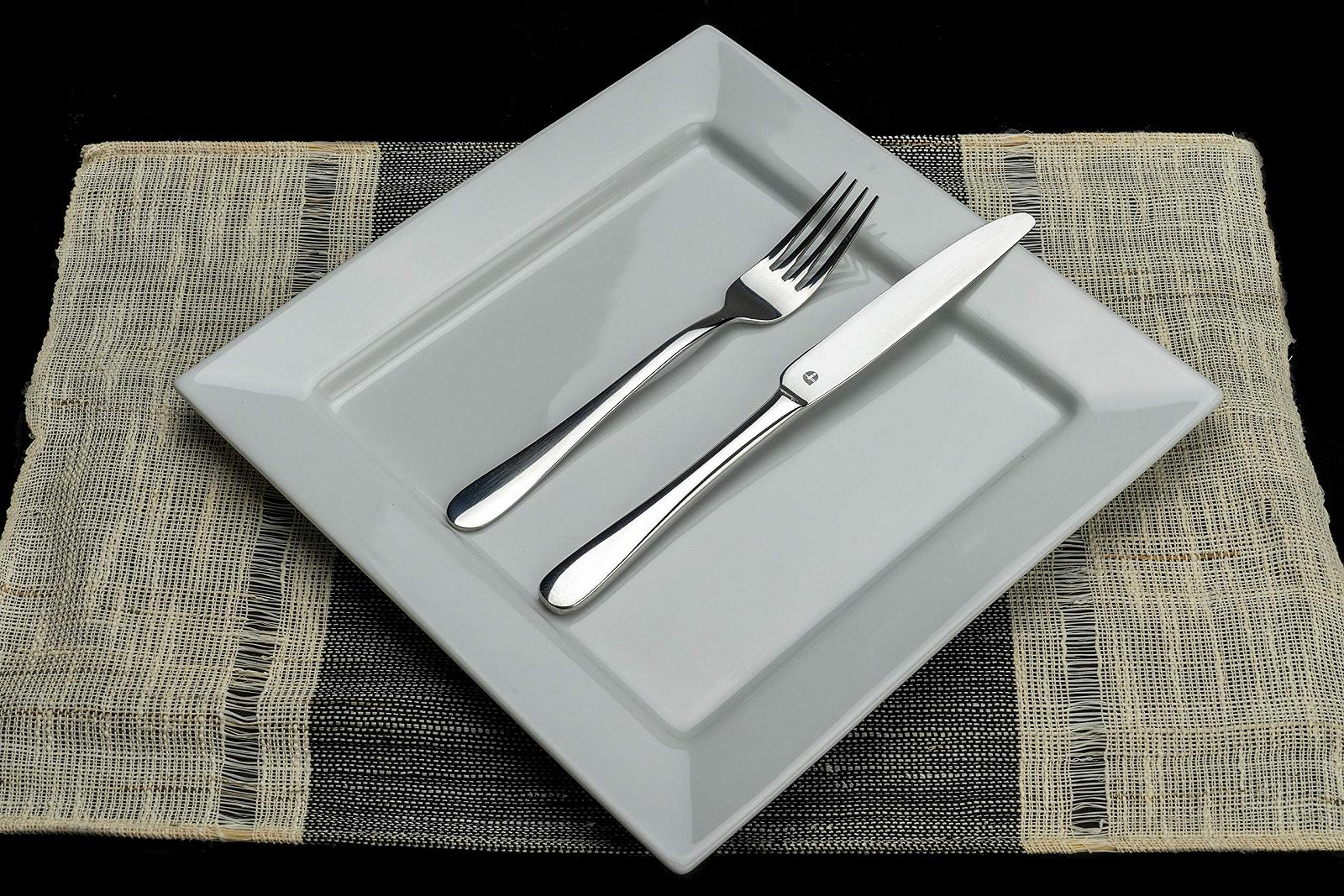 Набор столовых приборов Windsor Carded 4 шт (ножи и вилки) из нержавеющей стали, фото №3 Набор столовых приборов Windsor Carded 4 шт (ножи и вилки) из нержавеющей стали, фото №3