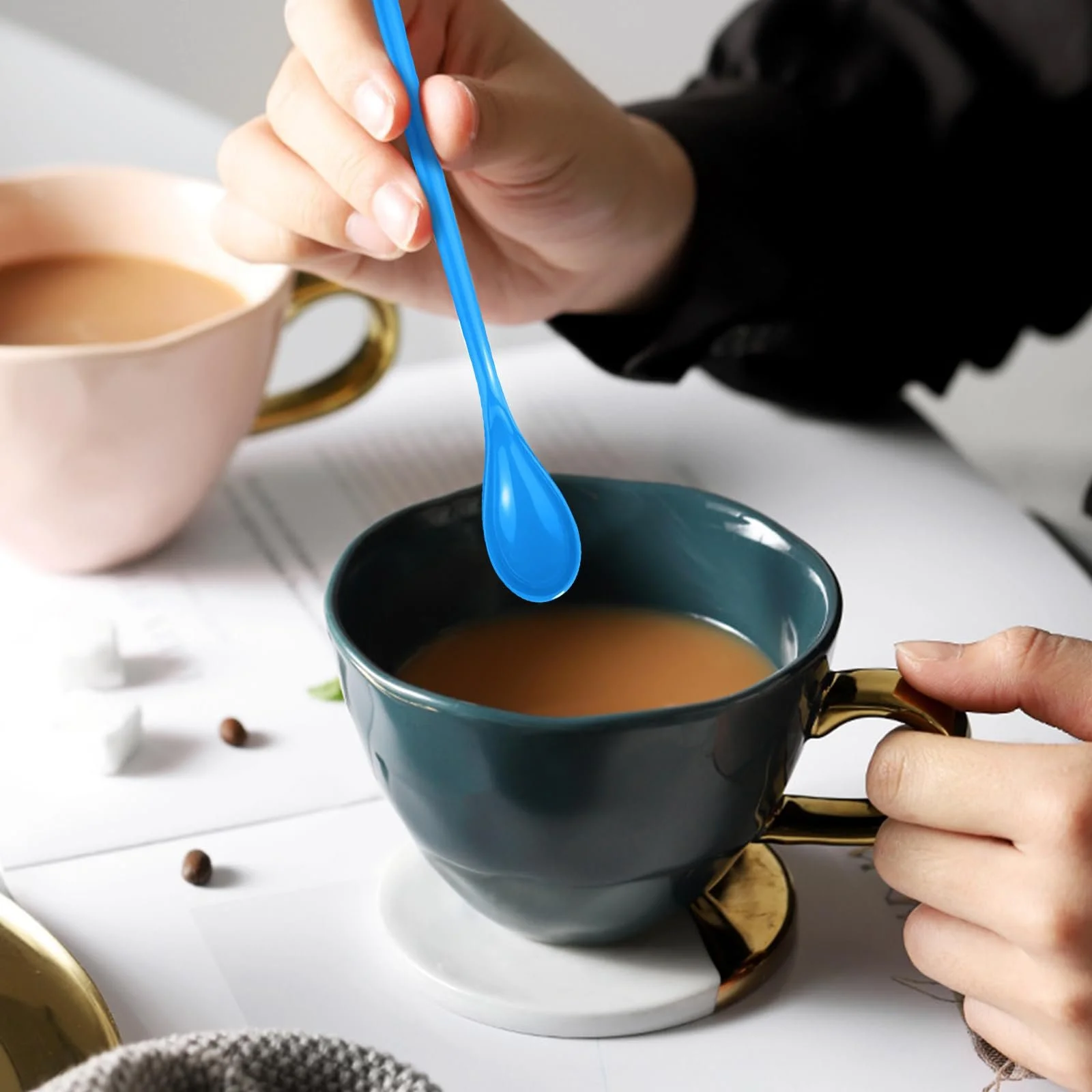 Набір пластикових ложок 4 шт, різнокольорові, довгі, фото №4 Набір пластикових ложок 4 шт, різнокольорові, довгі, фото №4