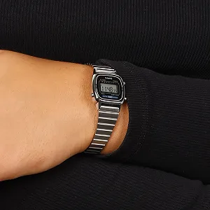 Цифровые Часы Casio Vintage Mini Edition LA-670WEA-1EF Серебристый цена на synthetic.ua - Фото 1 Цифровые Часы Casio Vintage Mini Edition LA-670WEA-1EF Серебристый synthetic.ua - Фото 1