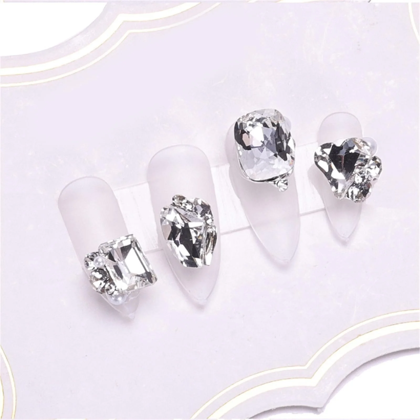 Стрази для нігтів 20шт/коробка DIY прикраси для ефектного манікюру для салону домашнього використання, фото №4