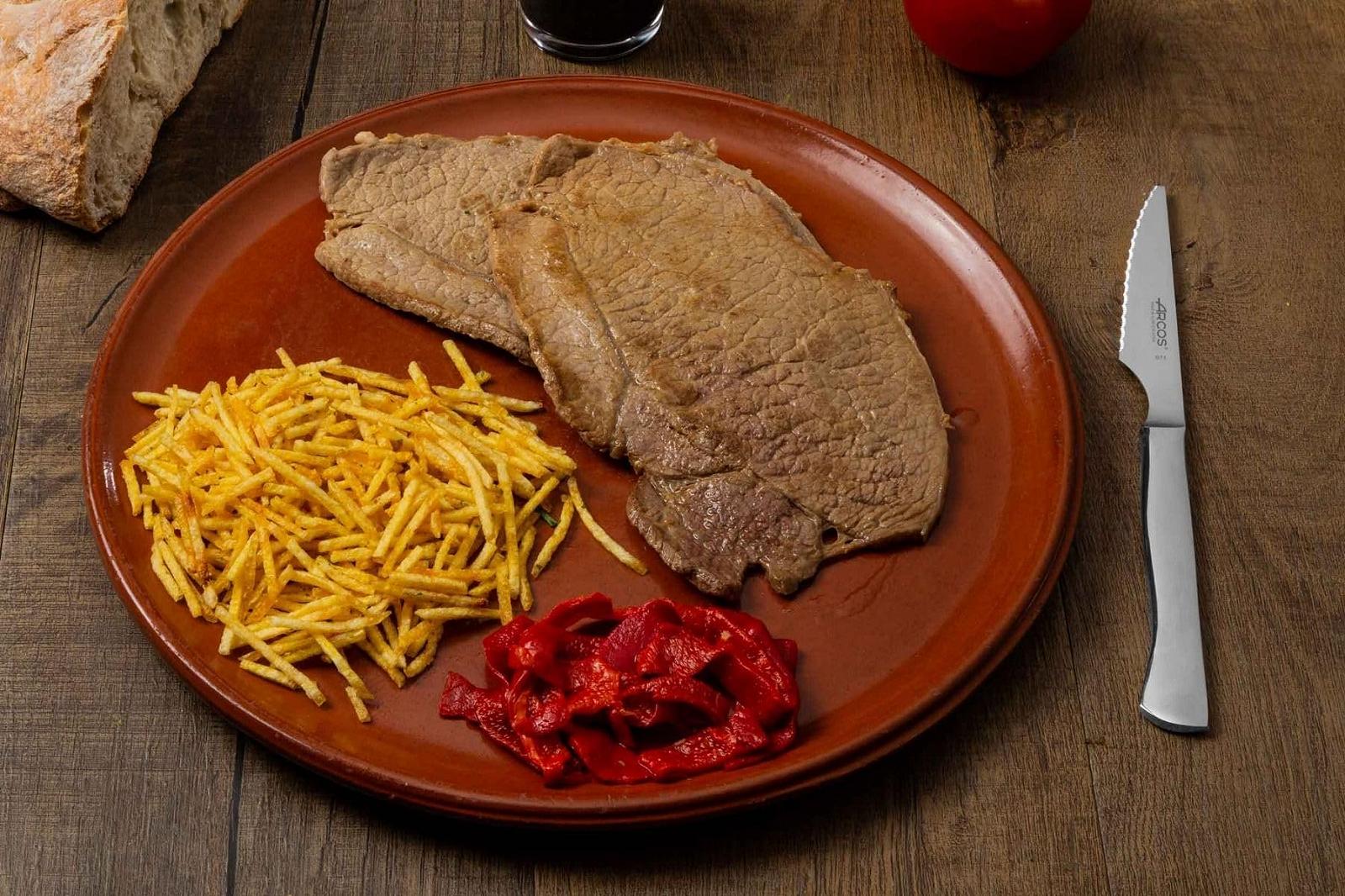 Нож для стейка Arcos Набор 12 шт (6 ножей + 6 вилок) Monoblock из цельного куска нержавеющей стали Серебряный, фото №7 Нож для стейка Arcos Набор 12 шт (6 ножей + 6 вилок) Monoblock из цельного куска нержавеющей стали Серебряный, фото №7