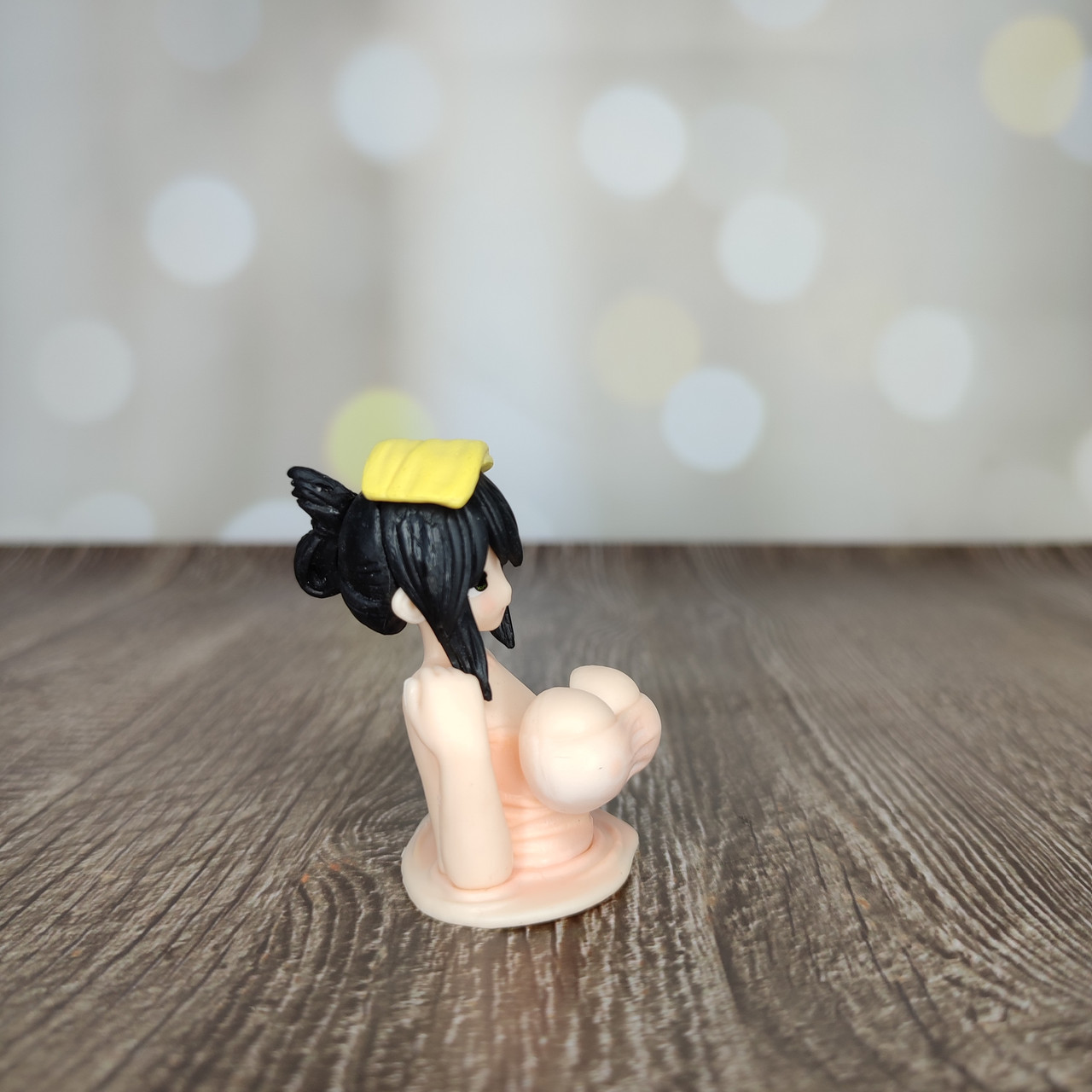 Мини фигурка болванчик в машину статуэтка на пружине Канако, фото №2 Мини фигурка болванчик в машину статуэтка на пружине Канако, фото №2