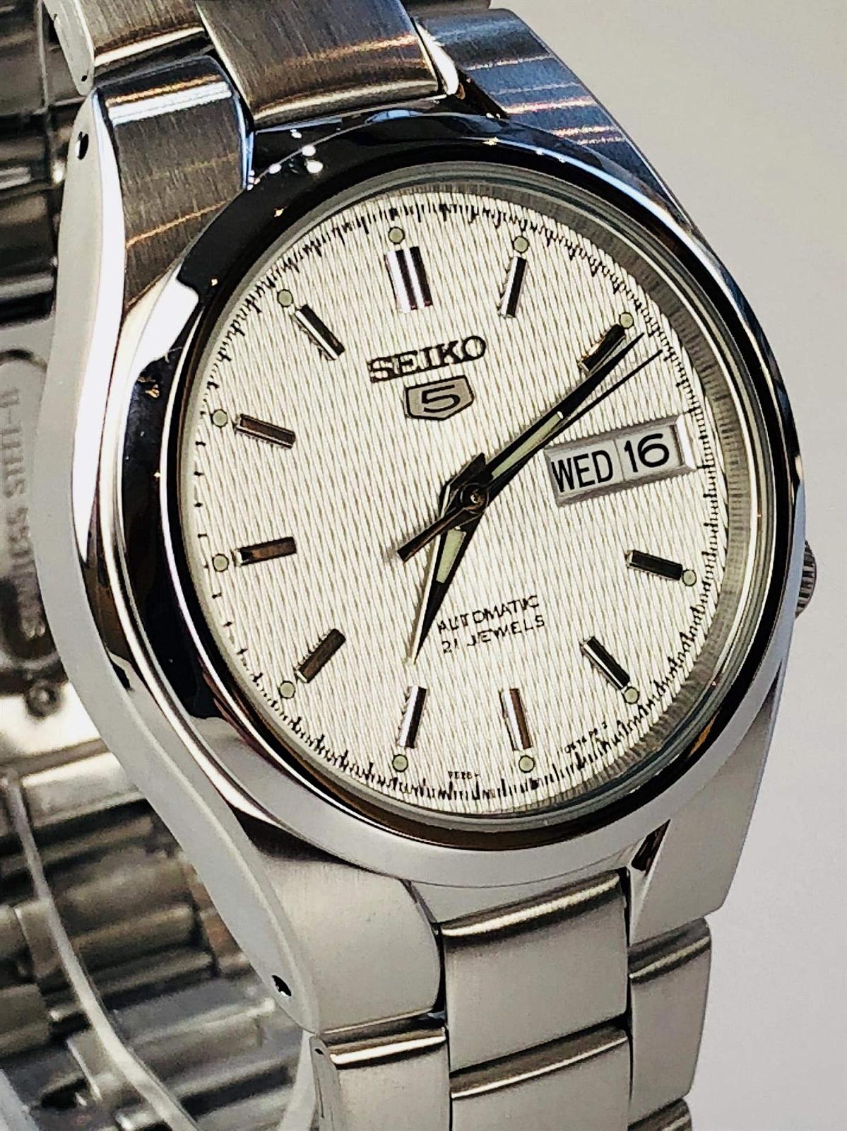 Чоловічий Автоматичний Годинник Seiko 5 SNK601K1, Сріблястий циферблат, Сріблястий браслет з нержавіючої сталі, фото №4