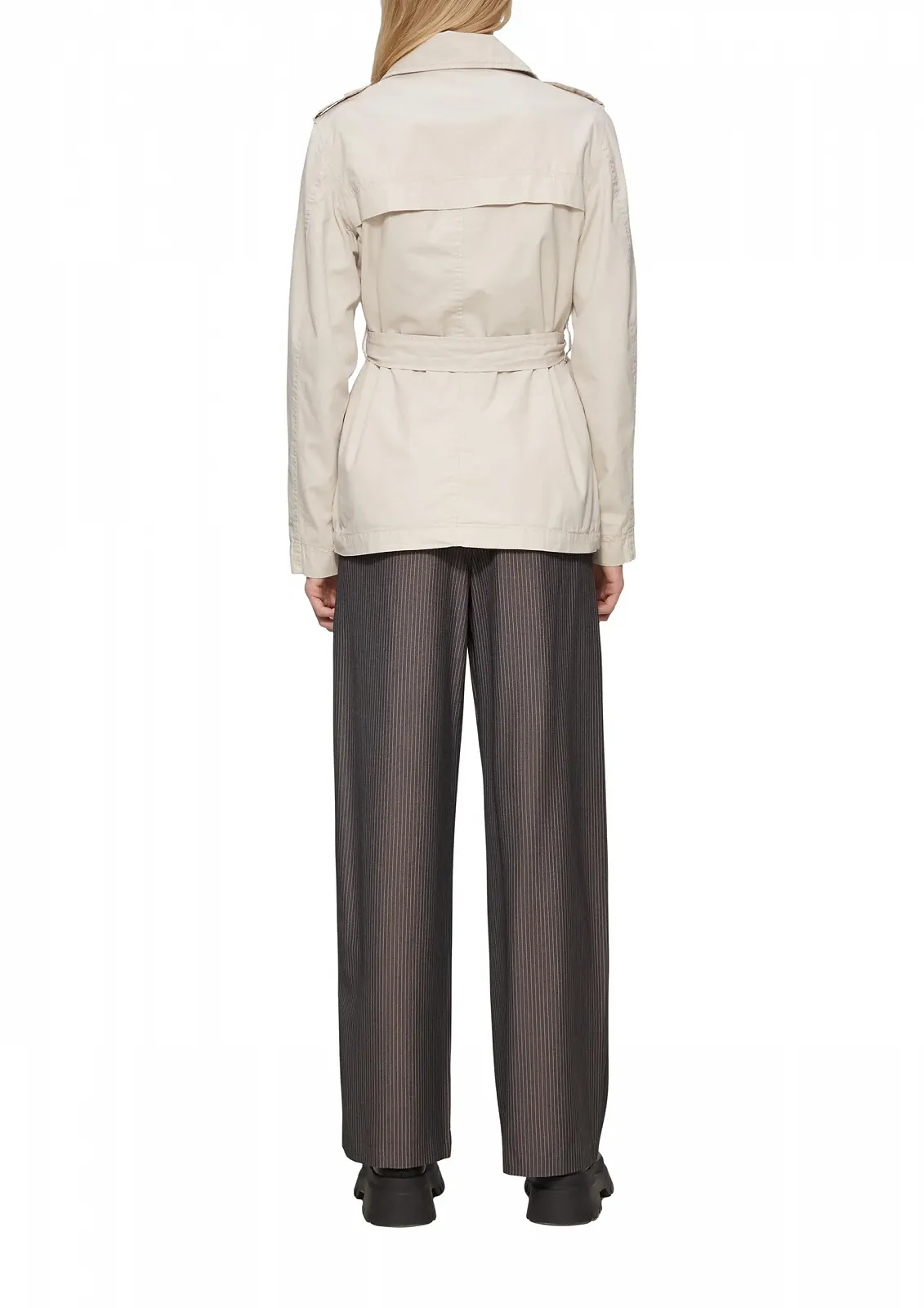 Короткий тренчкот QS Бавовняний з поясом, фото №5 Короткий тренчкот QS Бавовняний з поясом, фото №5