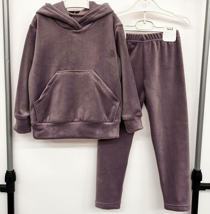 Теплий велюровий костюм на хутрі на дівчинку 86-158 см. Tiptopol Слива, фото №2