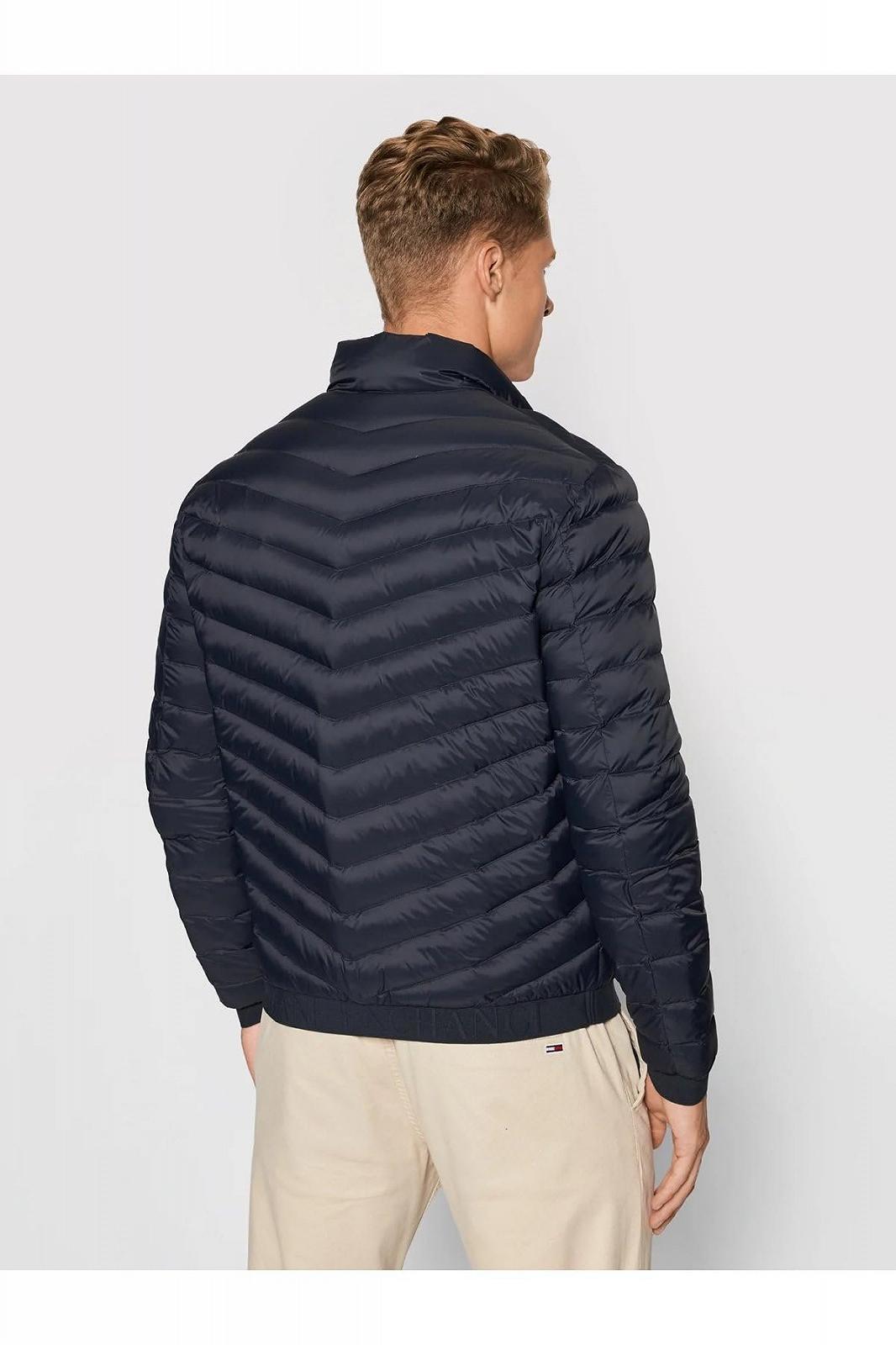Куртка Armani Exchange Men's Quilted Milano/New York Logo Zip-Up Down Alternative Coat, фото №4