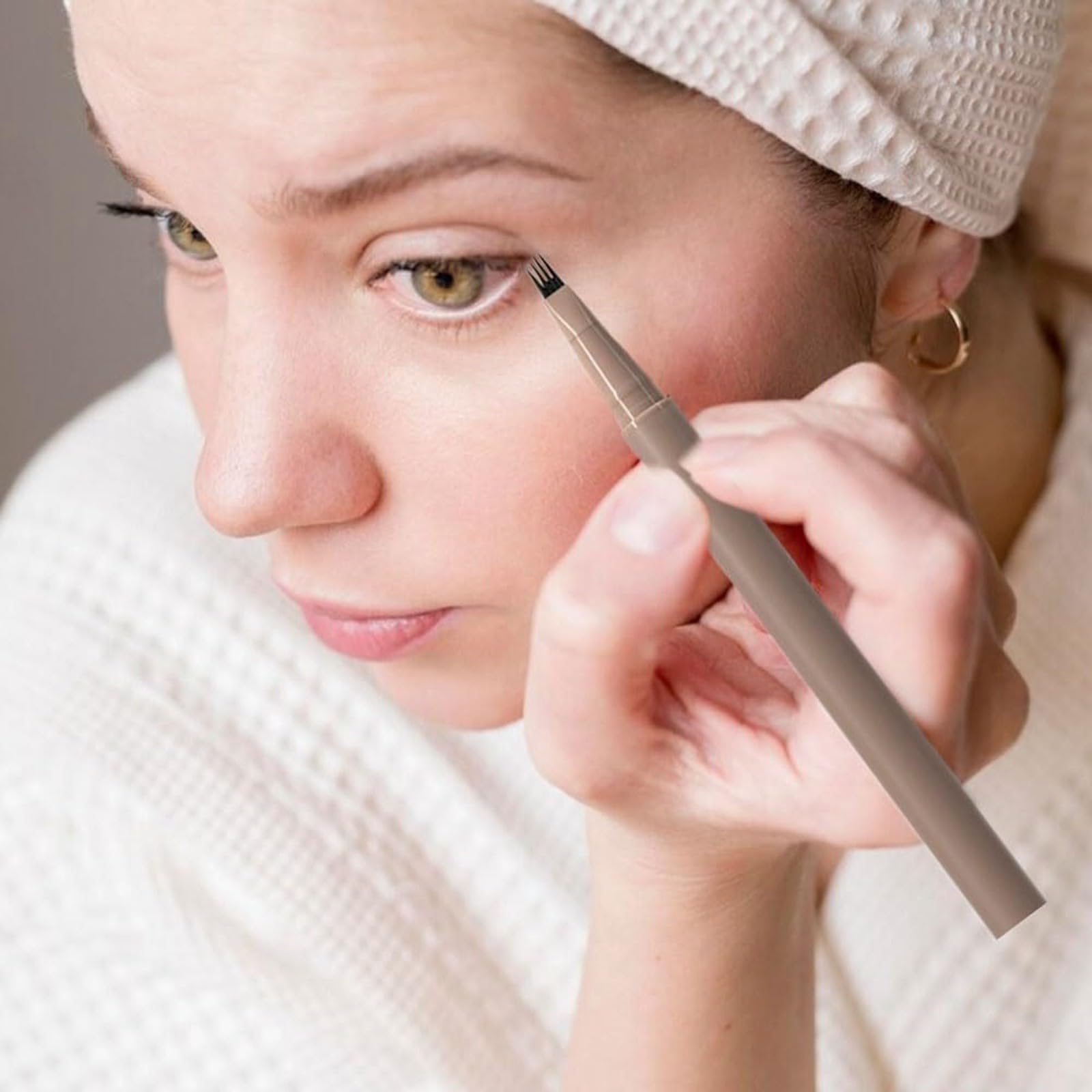 Рідкий олівець для брів зі стійкістю до води і поту чотиризубий 0,55 ML колір C One Size, фото №4