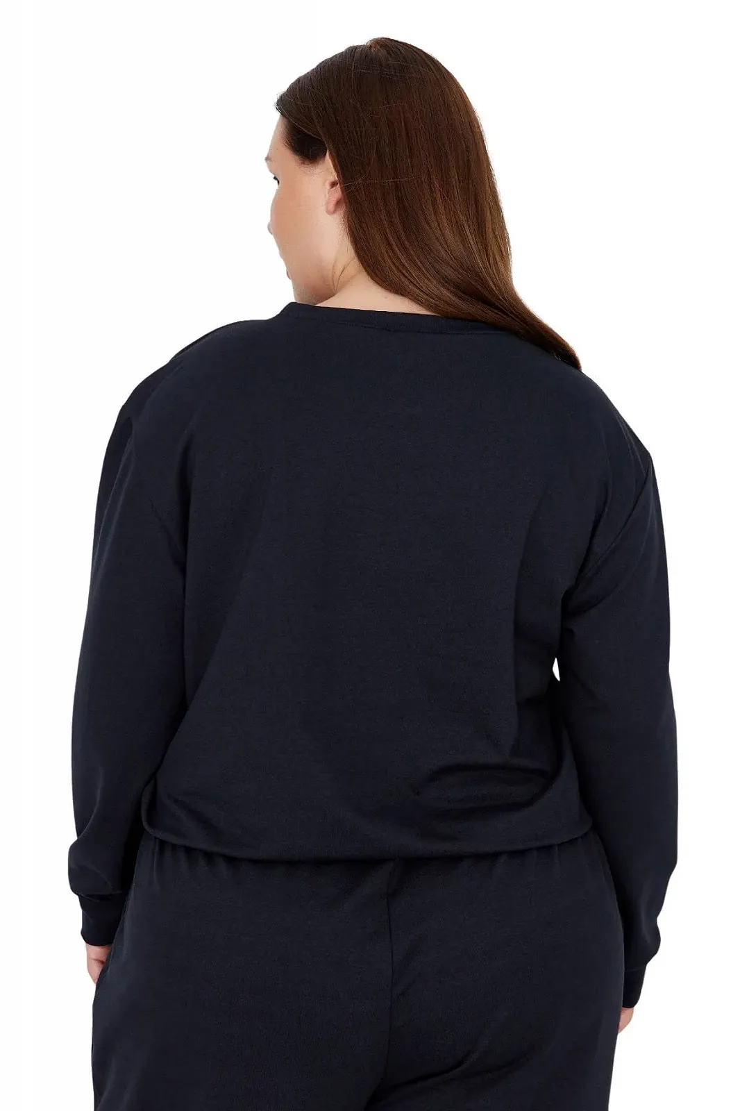 Женский свитшот TRENDYOL с круглым вырезом, однотонный, обычной посадки, большого размера, фото №5 Женский свитшот TRENDYOL с круглым вырезом, однотонный, обычной посадки, большого размера, фото №5