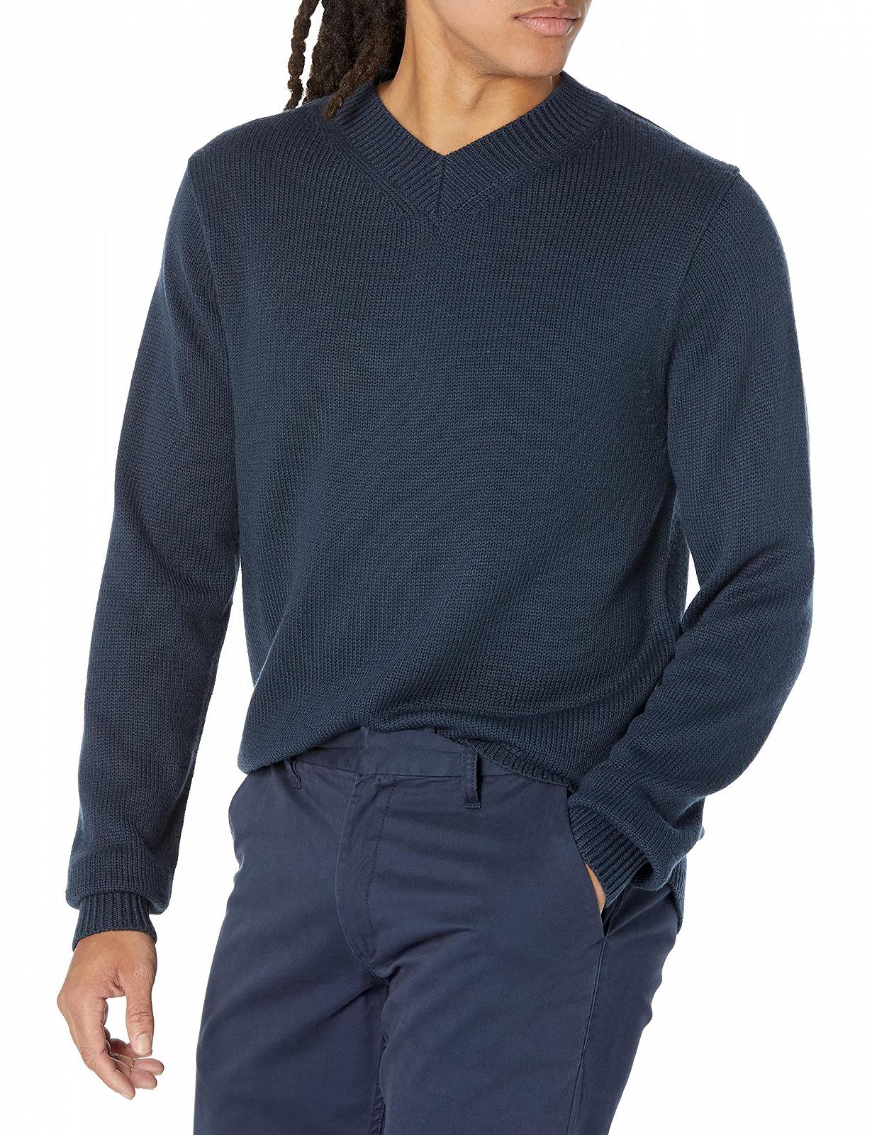 Пуловер з V-подібним вирізом Amazon Essentials Regular Fit, фото №1