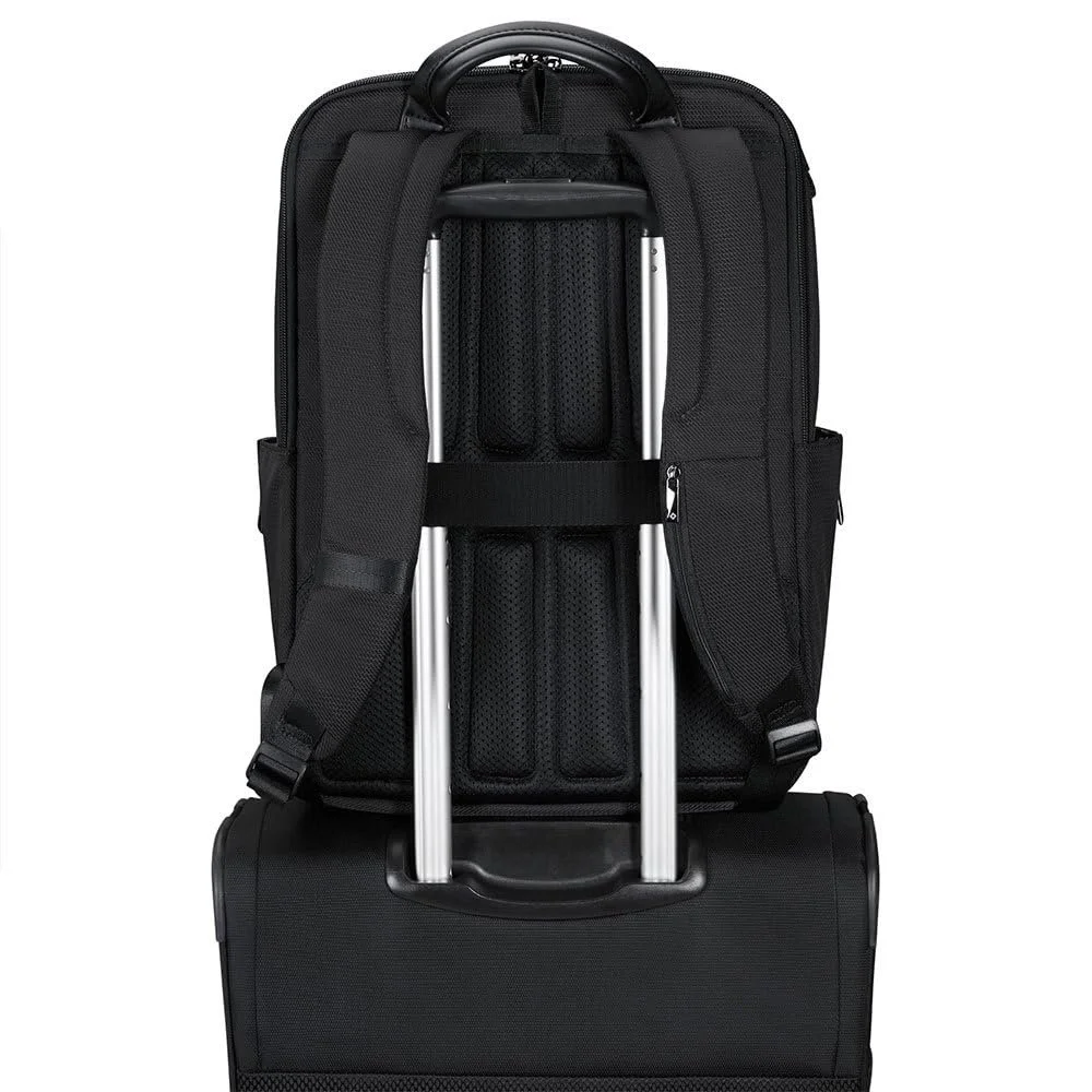 Рюкзак для ноутбука Samsonite XBR 2.0 17.3 Inches 22.5 L Black, фото №5 Рюкзак для ноутбука Samsonite XBR 2.0 17.3 Inches 22.5 L Black, фото №5