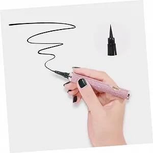 Підводка Ipetboom рідка ціна на synthetic.ua - Фото 1 Підводка Ipetboom рідка synthetic.ua - Фото 1