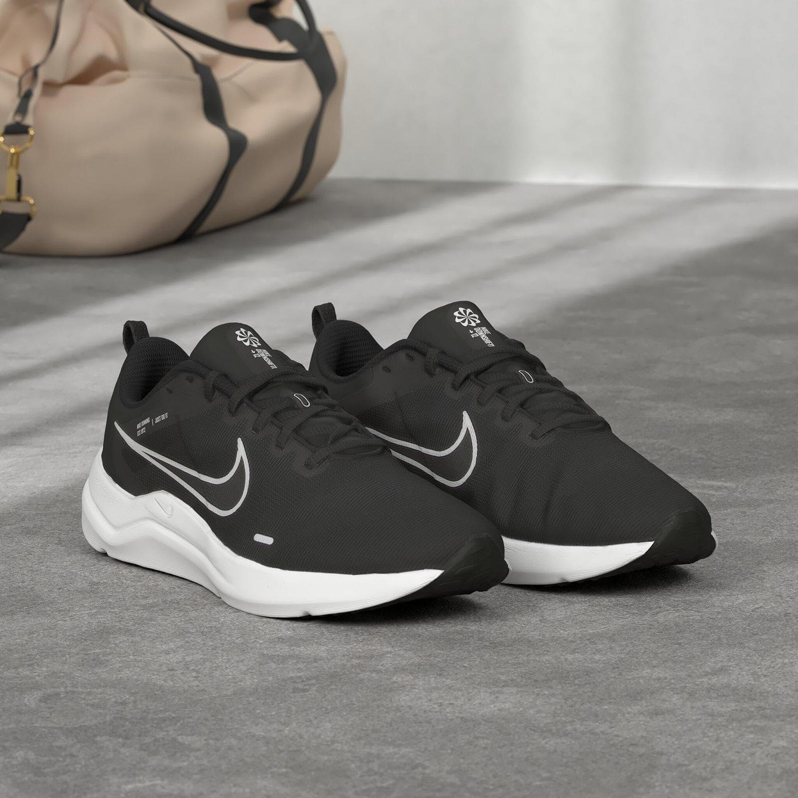 Кросівки чоловічі Nike Downshifter 12, фото №4 Кросівки чоловічі Nike Downshifter 12, фото №4