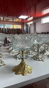 Креманка на золотій ножці перо - Фото 1
