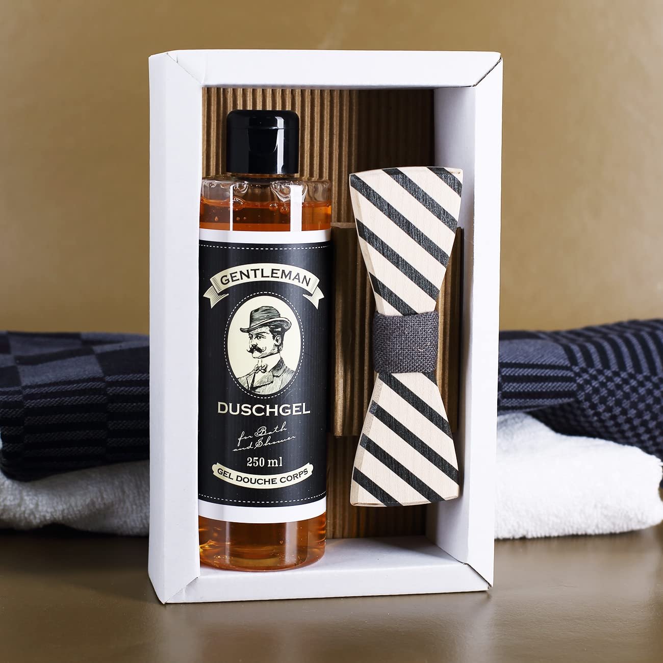 Гель для душа и деревянный галстук-бабочка Gentleman Подарочный набор для мужчин, фото №4