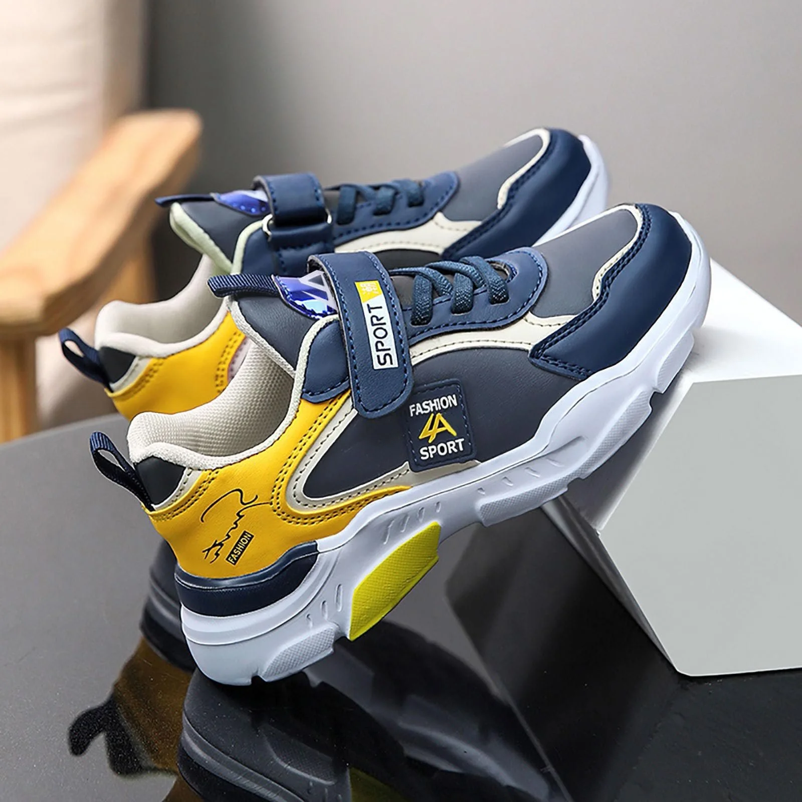 Дитячі кросівки для хлопчиків та дівчаток на липучках, спортивні, сітчасті, дихаючі, легкі, м'які, еластичні, футбольні, спортивні, фото №6