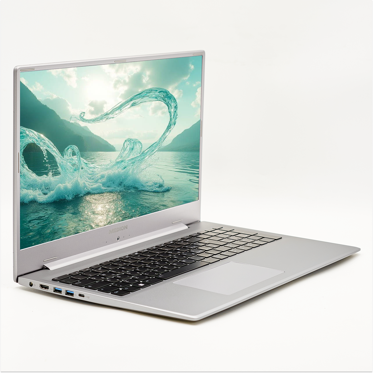 Ноутбук 17,3" Medion (Lenovo Group) Akoya P17607 Intel Core i7-10510U RAM 32 ГБ SSD 512 ГБ + HDD 1.5 ТБ Nvidia GeForce Win10 (4598), фото №3